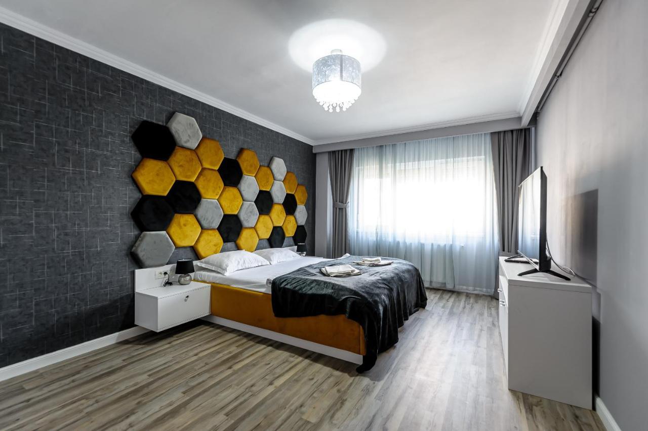 אראד Feeling Home Apartment מראה חיצוני תמונה